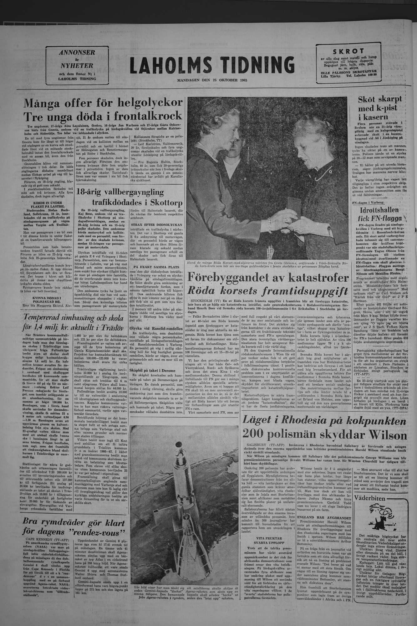 Laholms Tidning Måndag 25 oktober 1965, sida 8