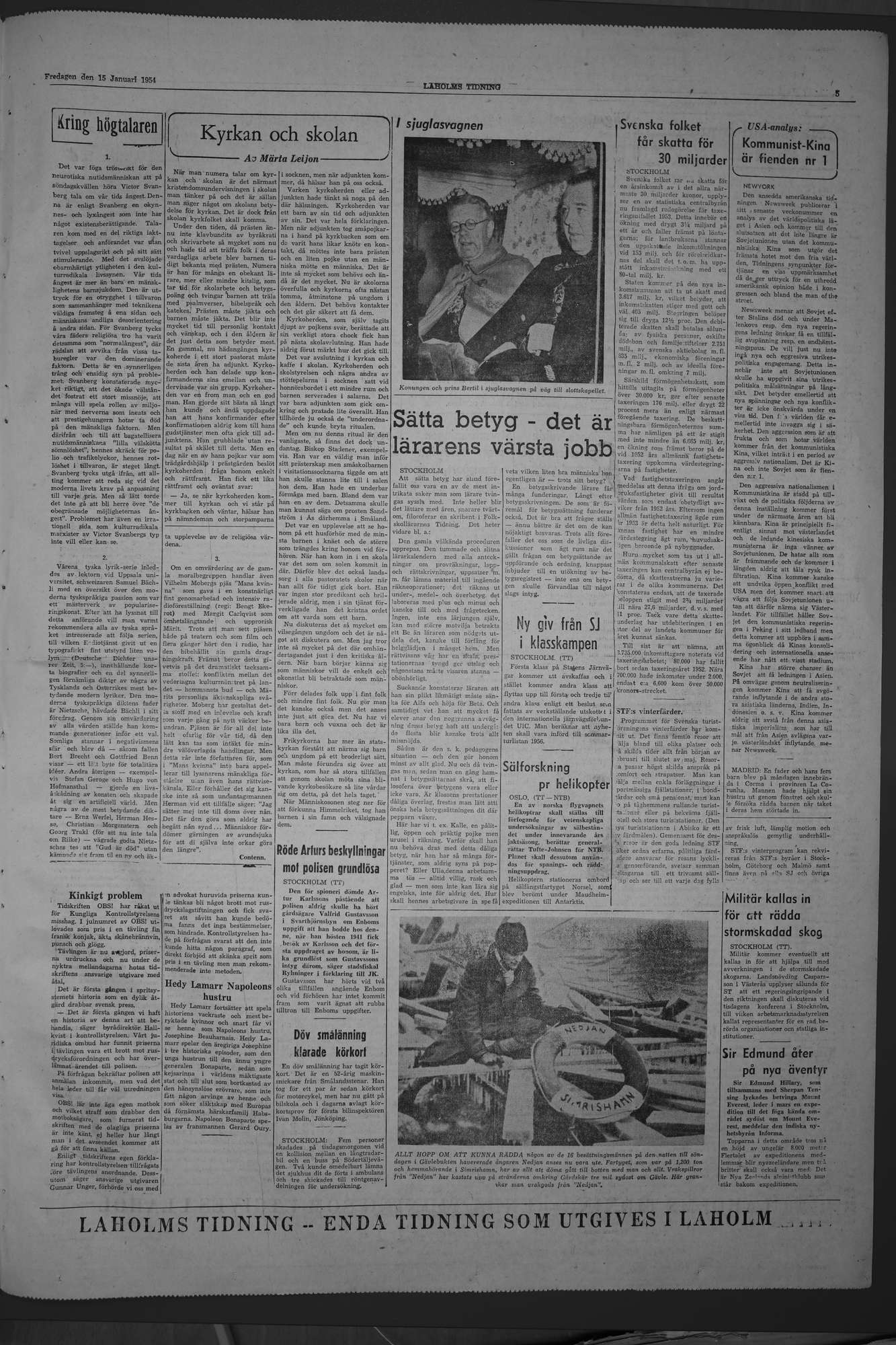 Laholms Tidning Fredag 15 januari 1954, sida 5