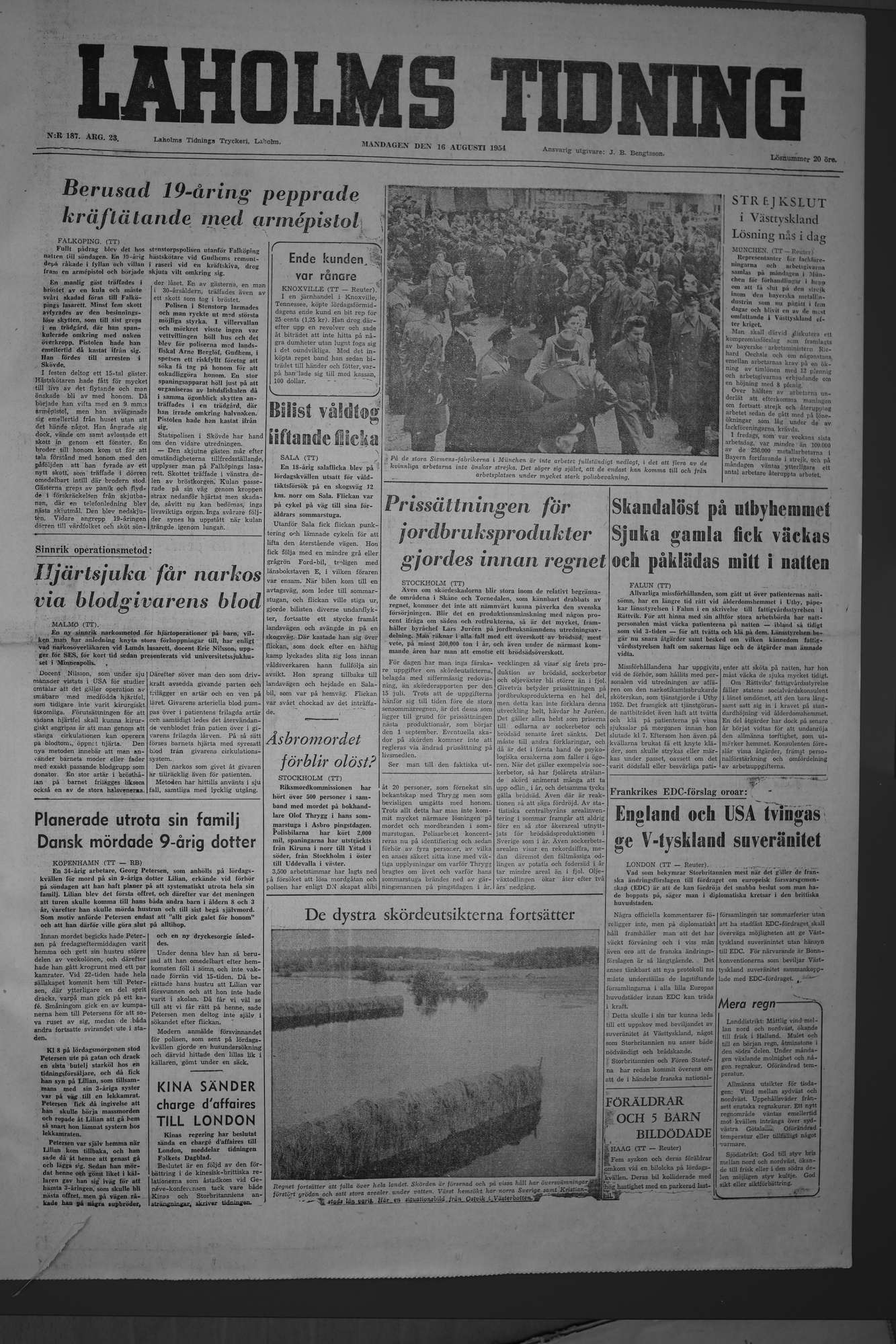 Laholms Tidning Måndag 16 augusti 1954, sida 1