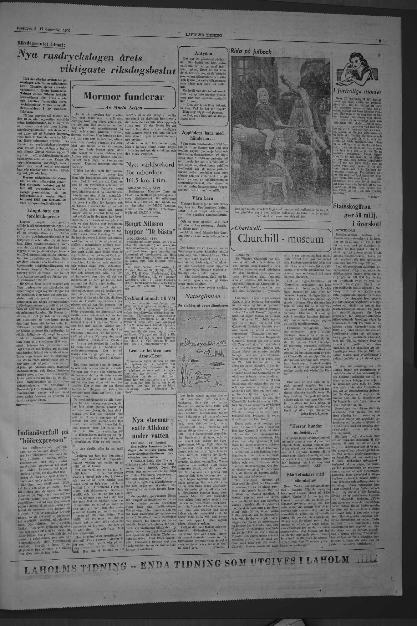 Laholms Tidning Fredag 17 december 1954, sida 5