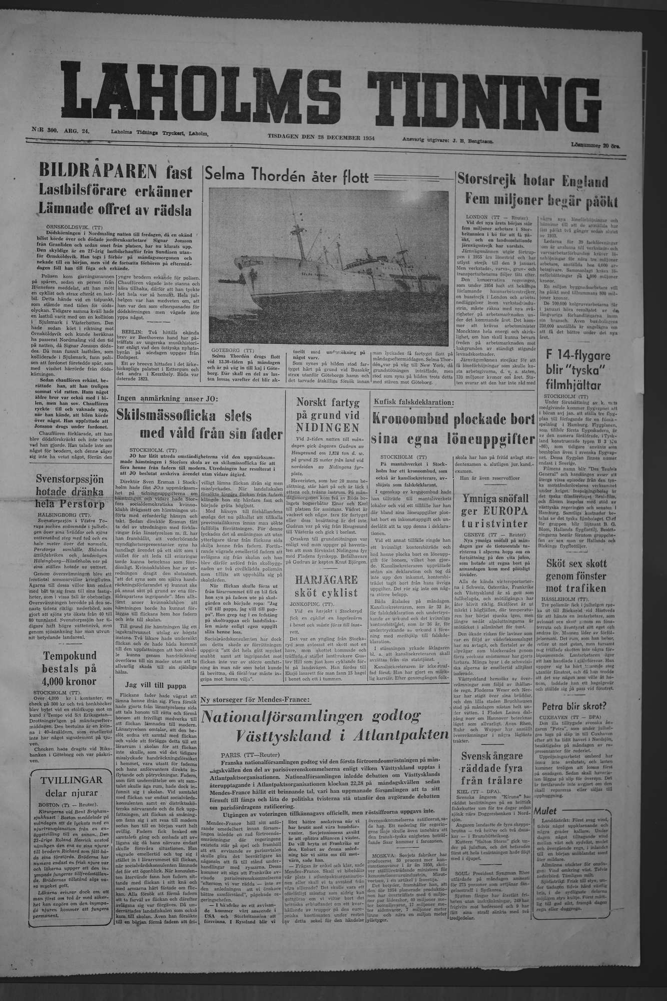 Laholms Tidning Tisdag 28 december 1954, sida 1