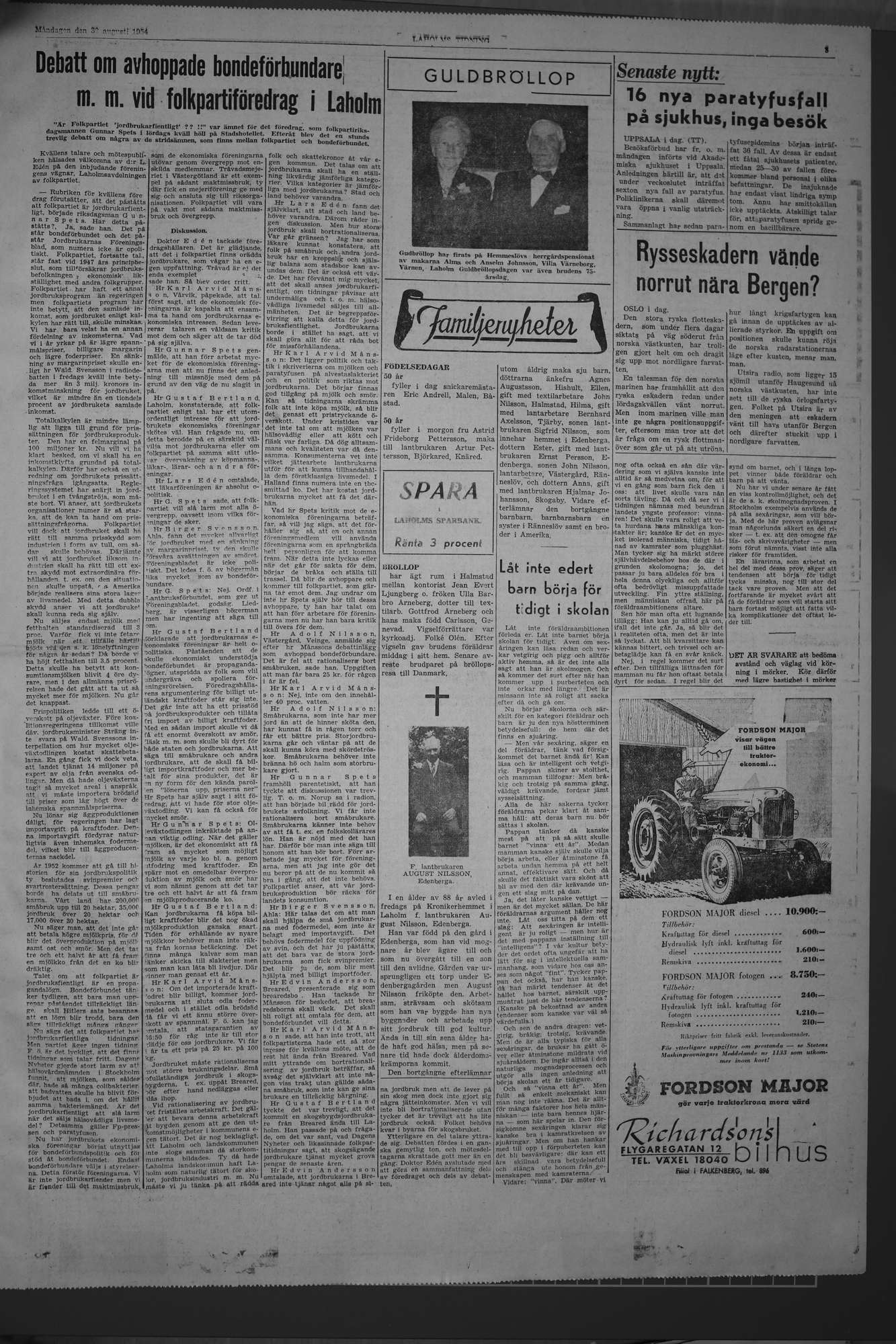 Laholms Tidning Måndag 30 augusti 1954, sida 3