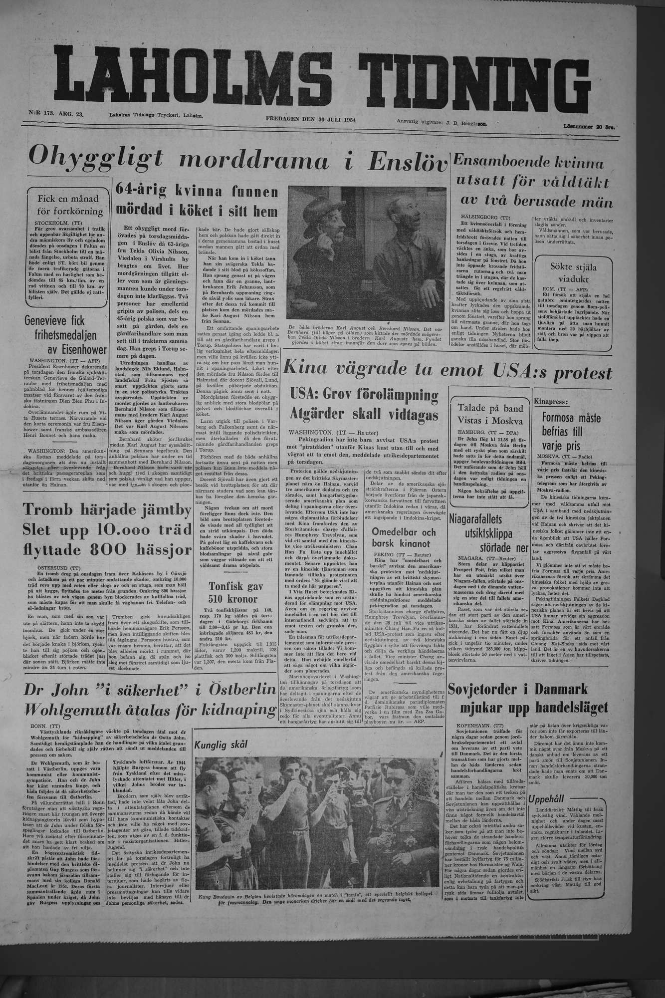 Laholms Tidning Fredag 30 juli 1954, sida 1