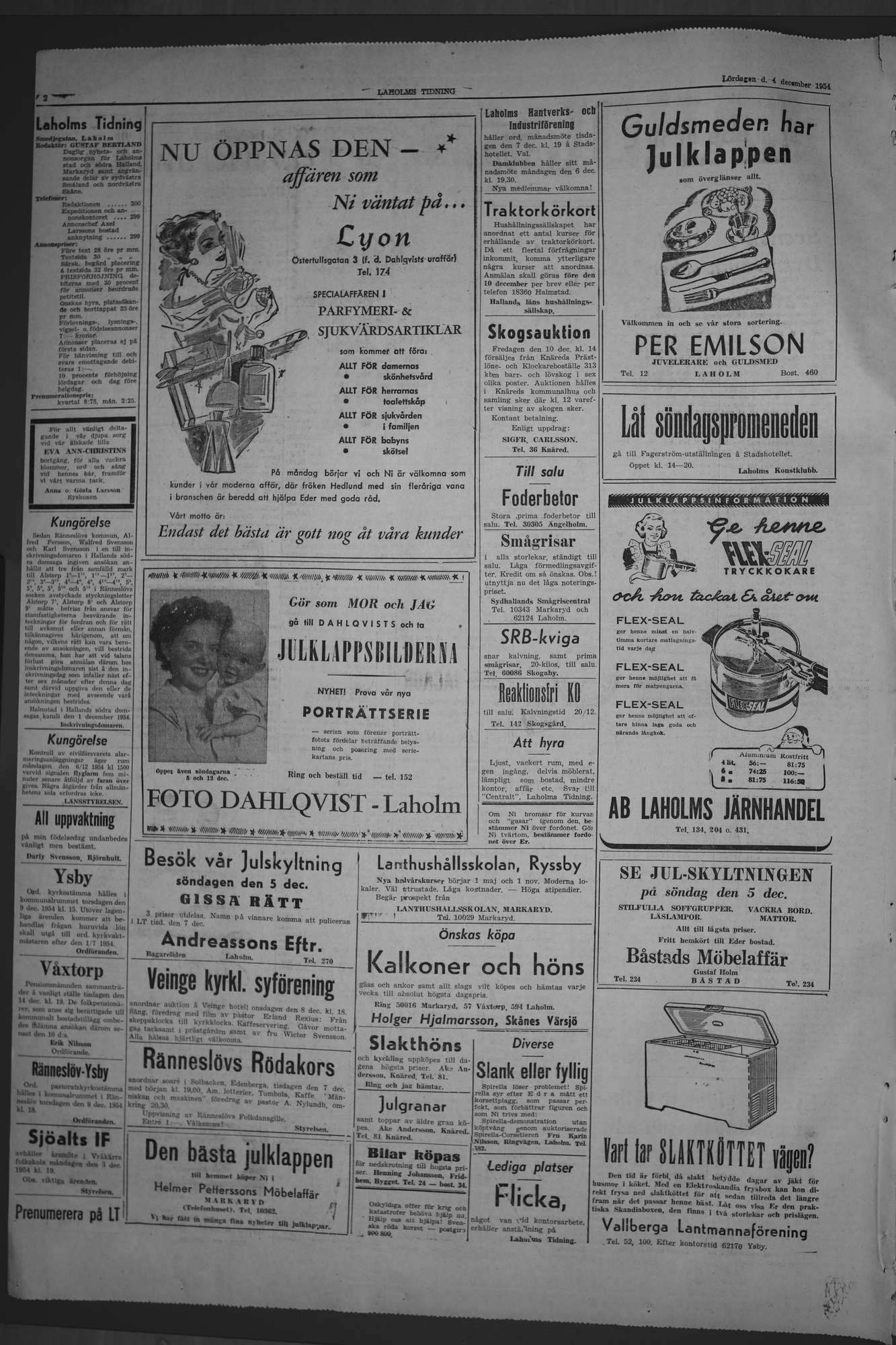 Laholms Tidning Lördag 4 december 1954, sida 2