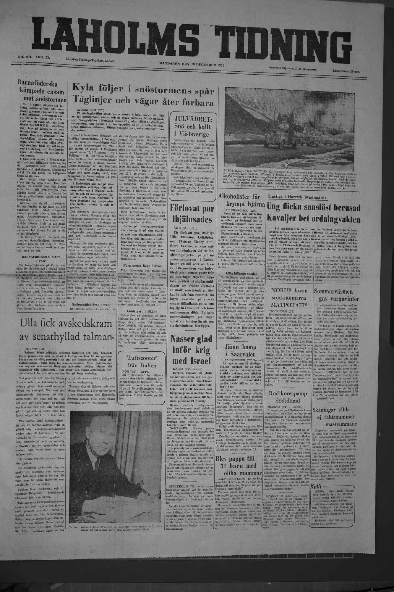 Laholms Tidning Måndag 19 december 1955, sida 1