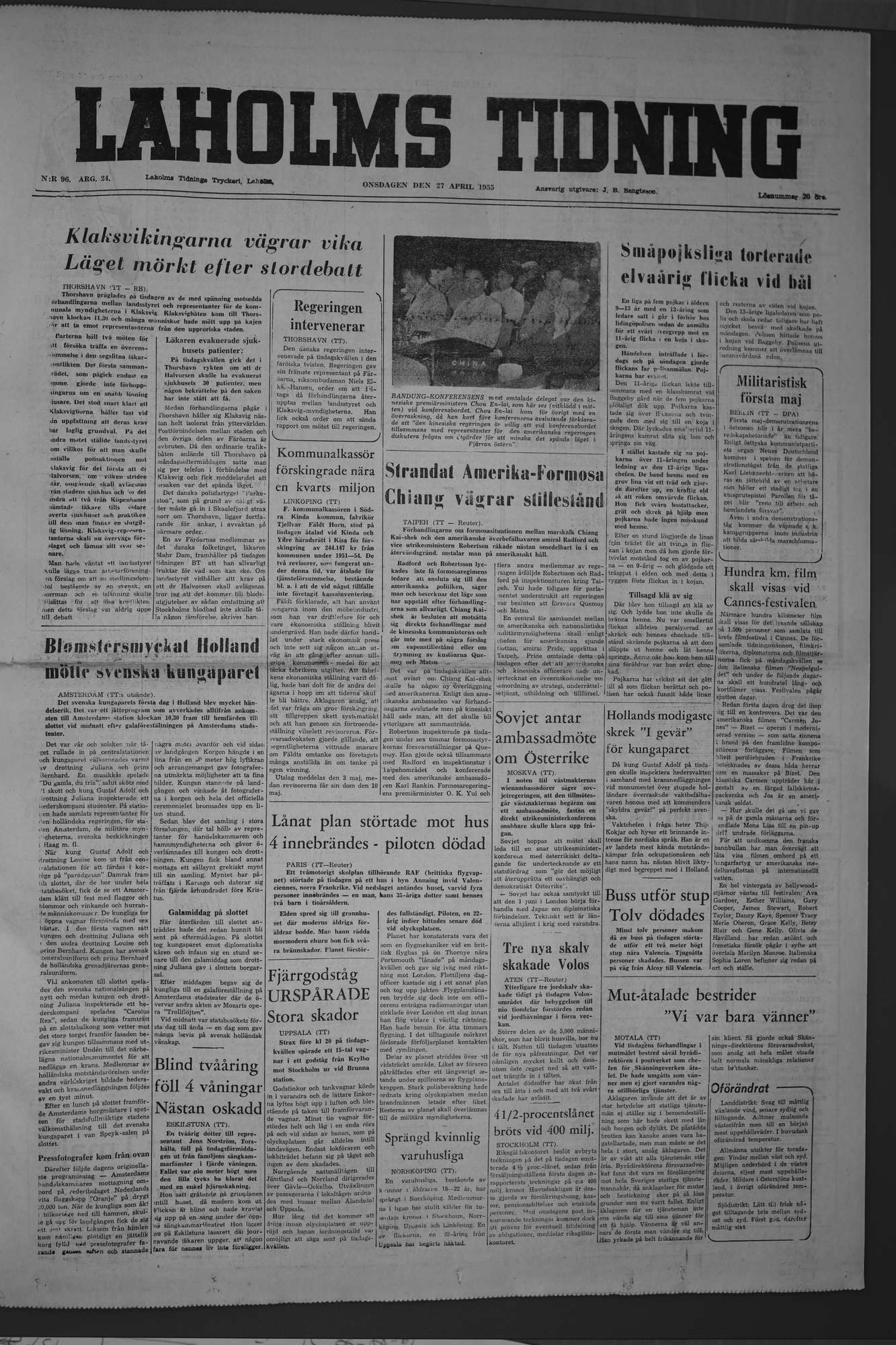 Laholms Tidning Onsdag 27 april 1955, sida 1