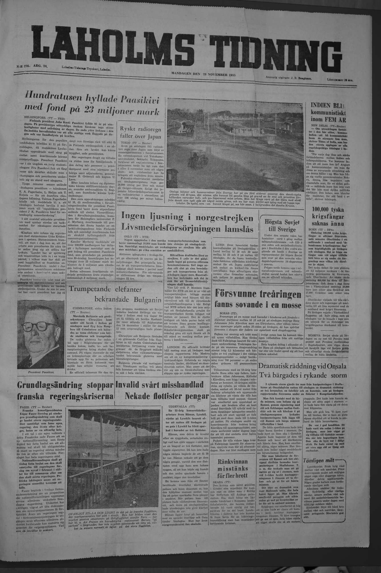 Laholms Tidning Måndag 28 november 1955, sida 1