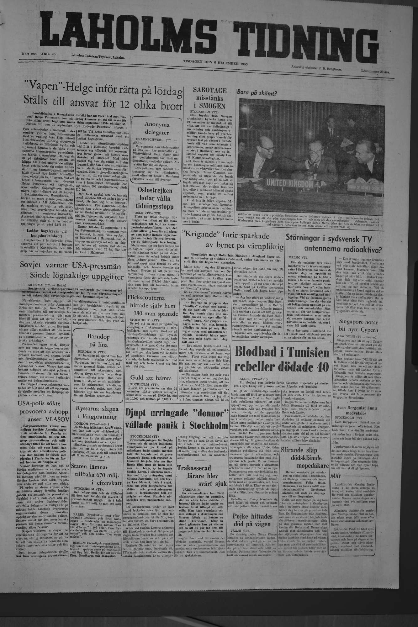 Laholms Tidning Tisdag 6 december 1955, sida 1