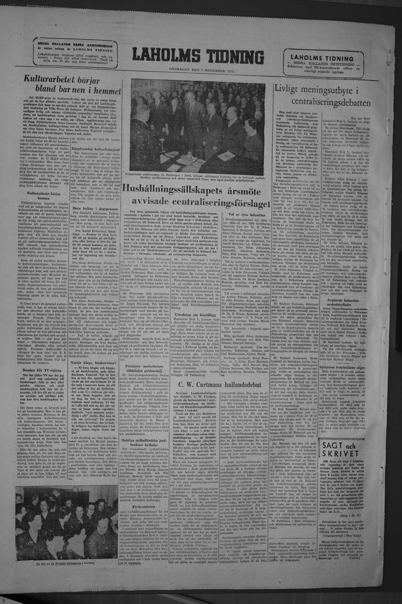 Laholms Tidning Onsdag 7 december 1955, sida 8