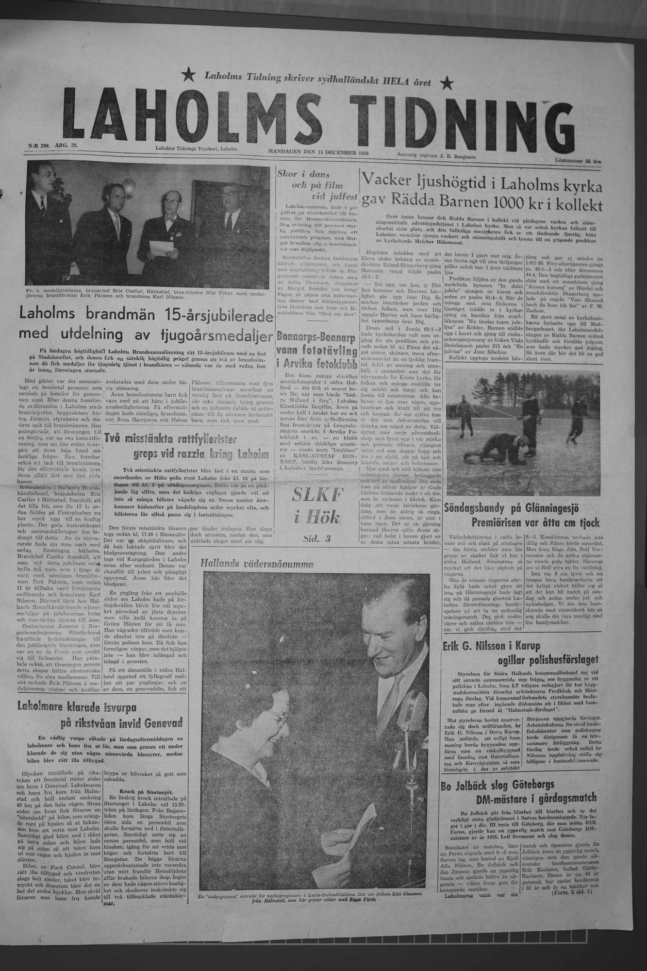 Laholms Tidning Måndag 15 december 1958, sida 1