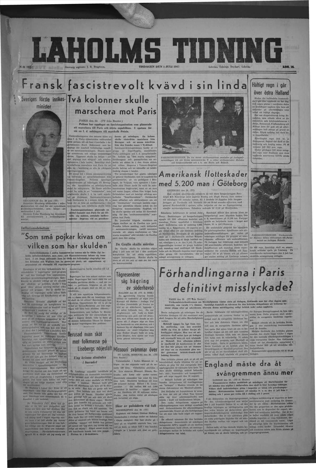 Laholms Tidning Tisdag 1 juli 1947, sida 1